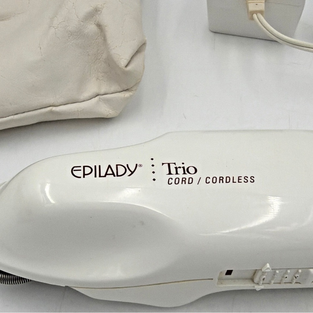 Trio Cord/Cordless White Hair Removal Device